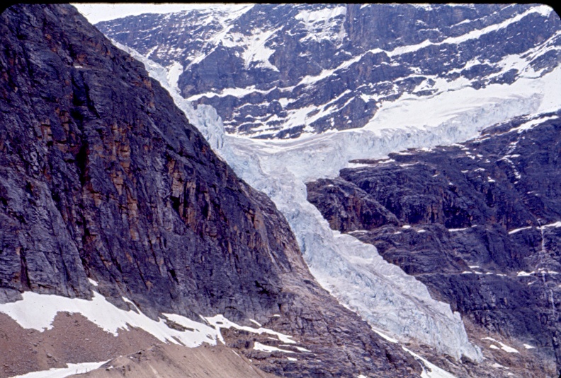 Angel Glacier and Mt Edith JAspe2r